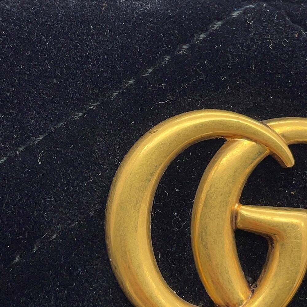 GUCCI Black Leather GG Marmont Pouch - Picture 10 of 16